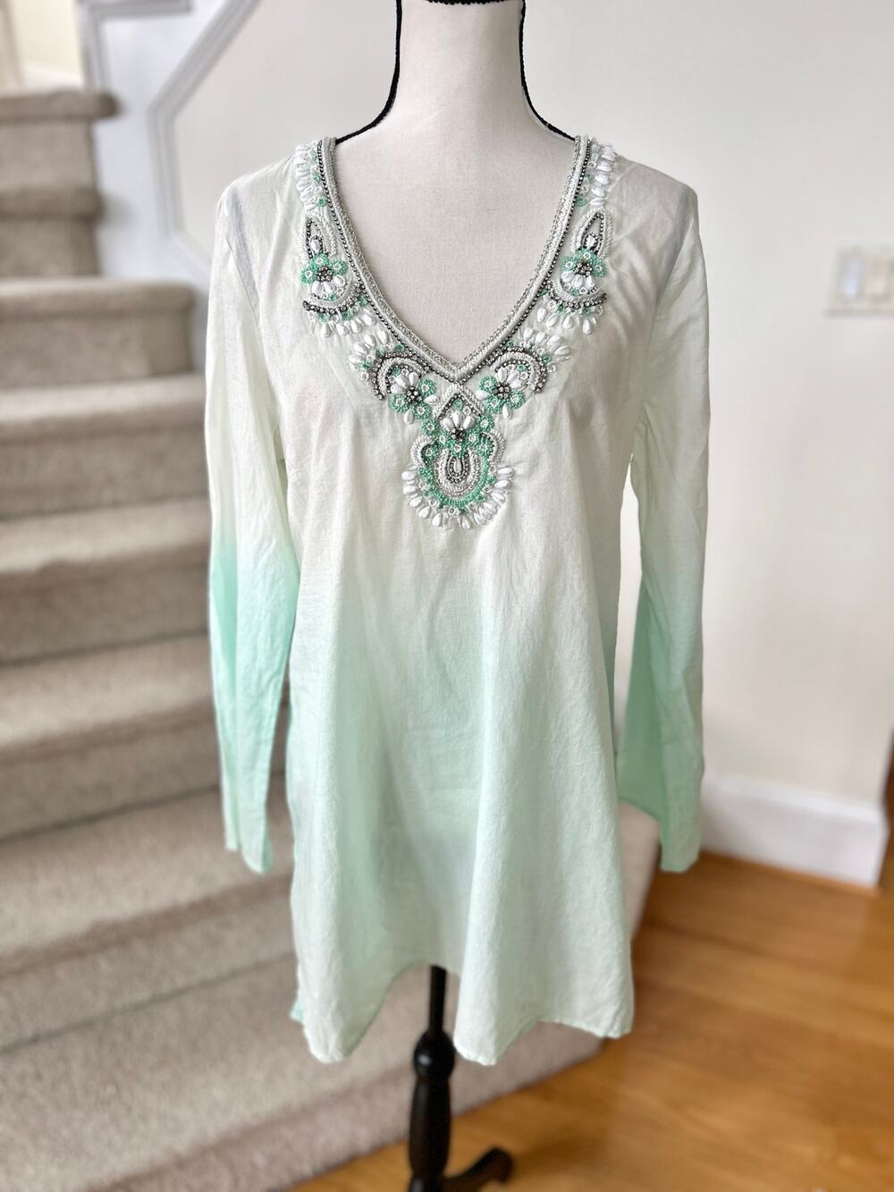 Malvin White Mint Green Ombre Beaded Cotton Long Line Tunic